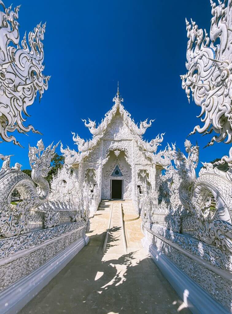 清萊白廟 Wat Rong Khun