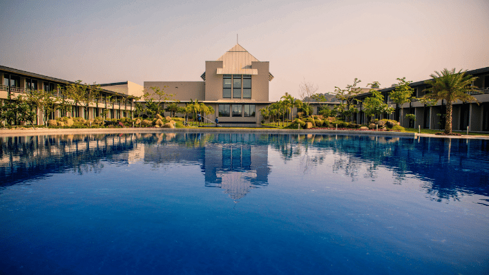 Tiger Palace by Soaltee