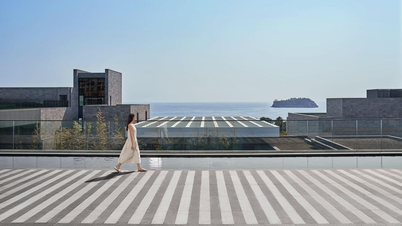 jw-cjuju-exterior-lifestyle-40806_Wide-Hor