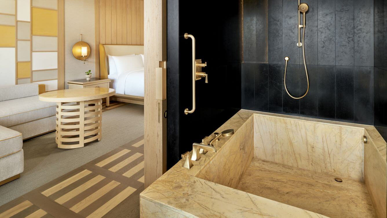 jw-cjuju-guest-room-bathroom-27892_Wide-Hor