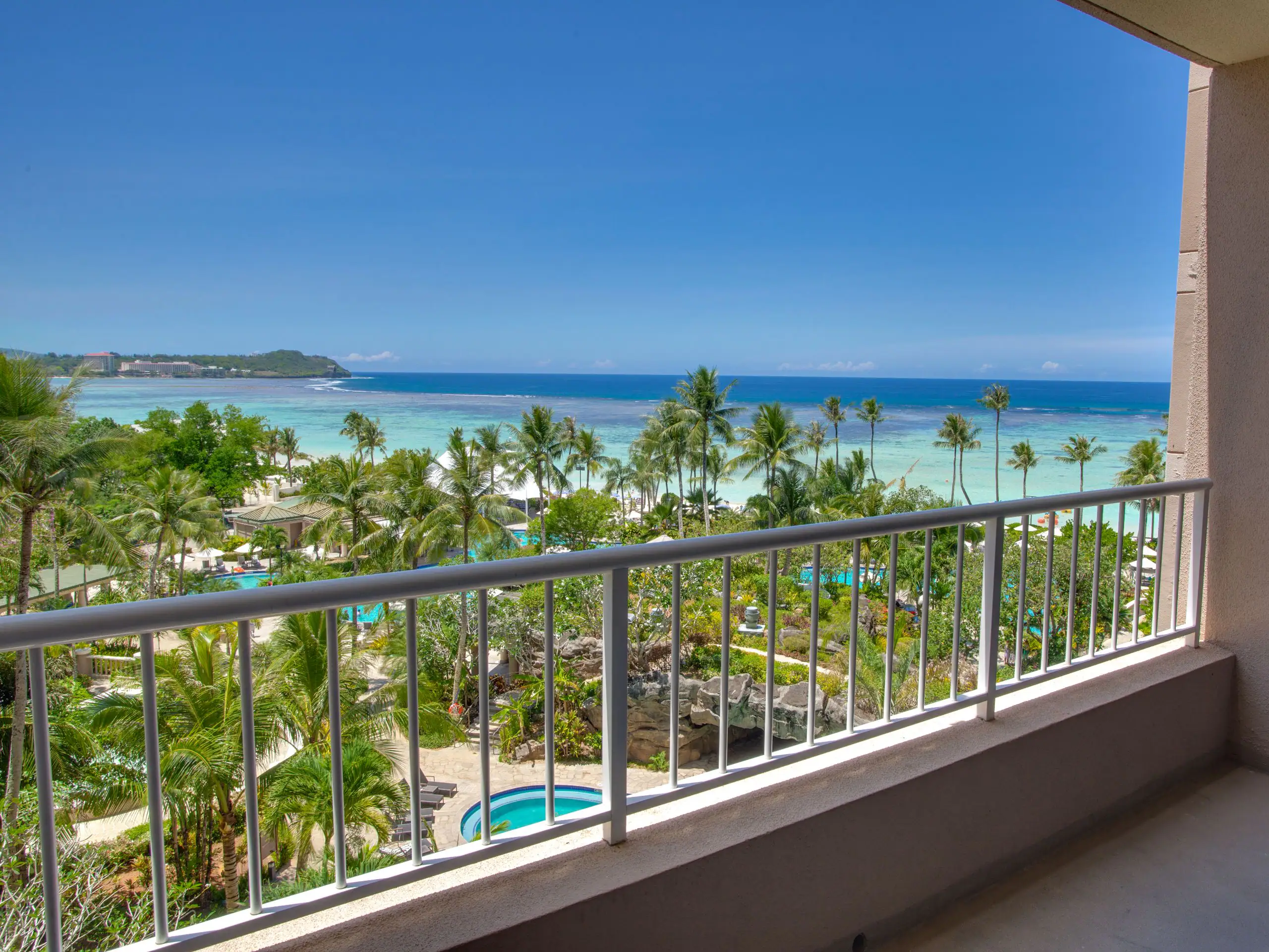 Hyatt-Regency-Guam-P326-Oceanview-Balcony.4x3