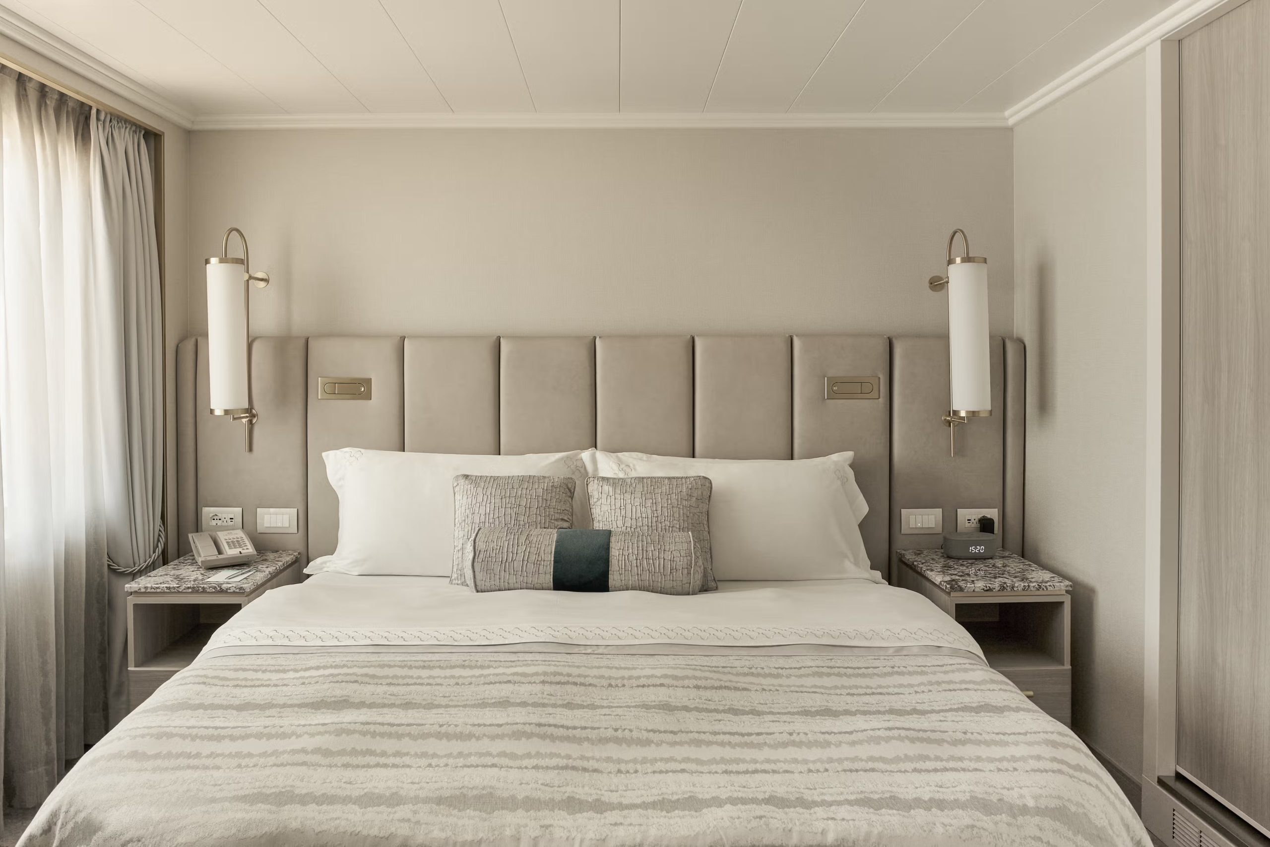 SAPPHIRE OCEAN VIEW SUITE 1