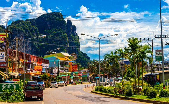 Ao Nang night market krabi