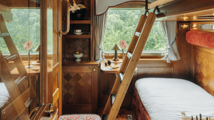 Pullman Cabin