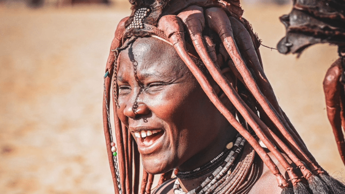 辛巴族紅泥人部落（Himba Village）