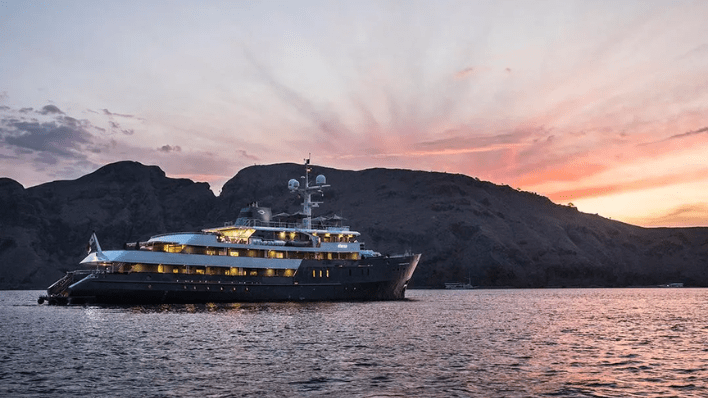 Aqua Blu, Aqua Expeditions