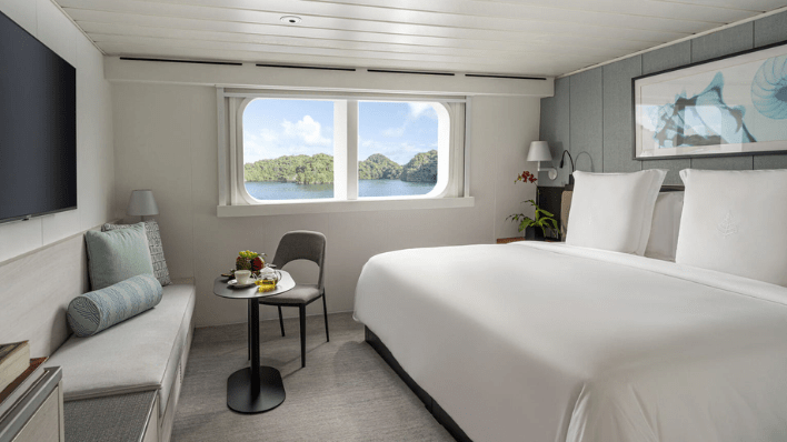 Four Seasons Explorer, Palau