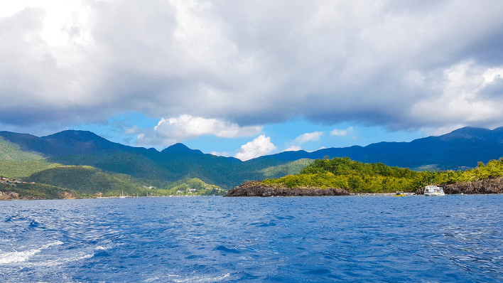 玻璃底船浮潛 Cousteau Reserve & Nature Walk