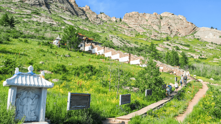 Aryabal 寺廟（智慧橋與108階)