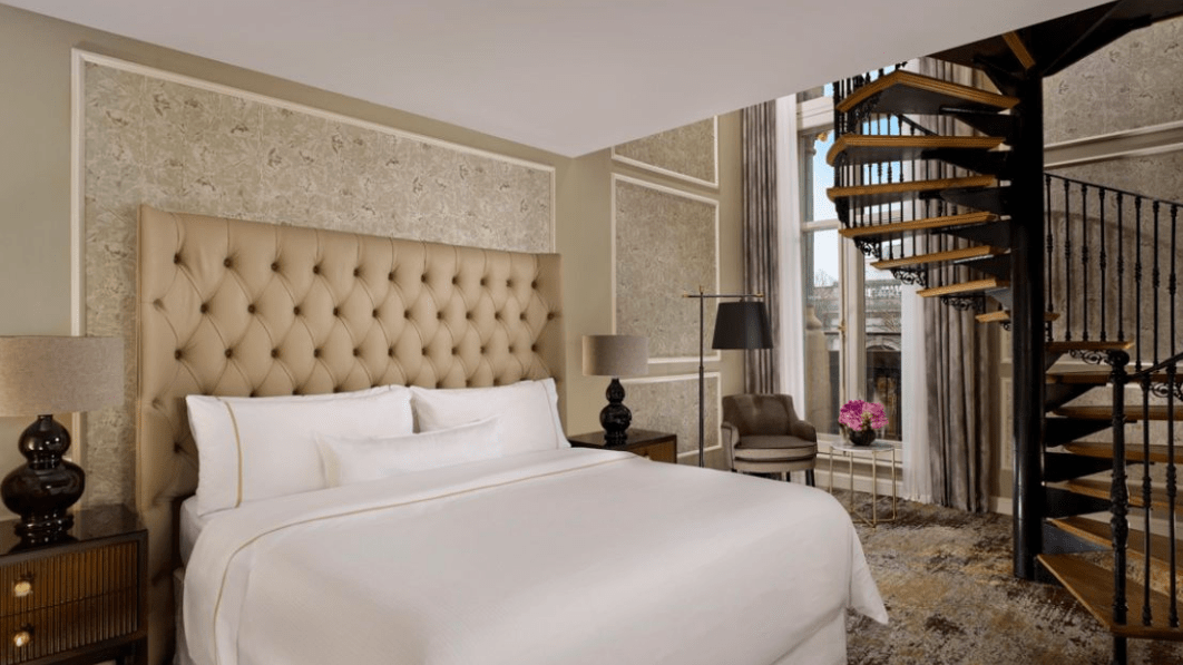 The College Green Hotel Dublin, Autograph Collection（都柏林科利奇格林傲途格精選酒店）