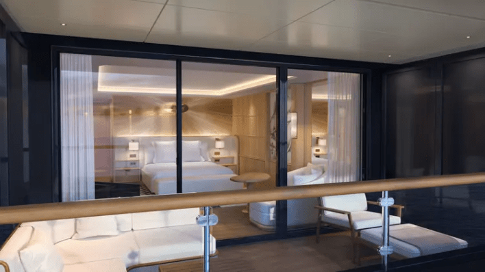Seaview Mid Suite