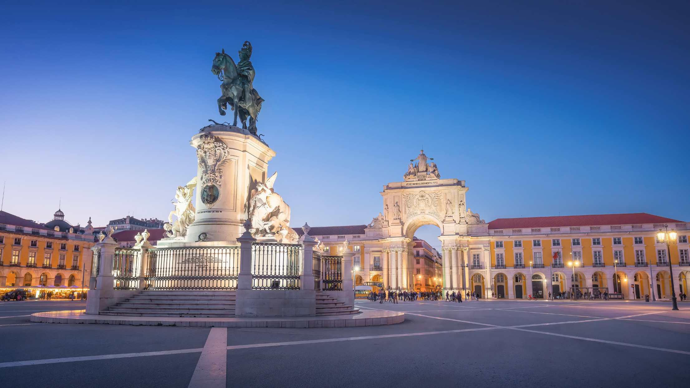 奧古斯塔商業街與拱門 (3)