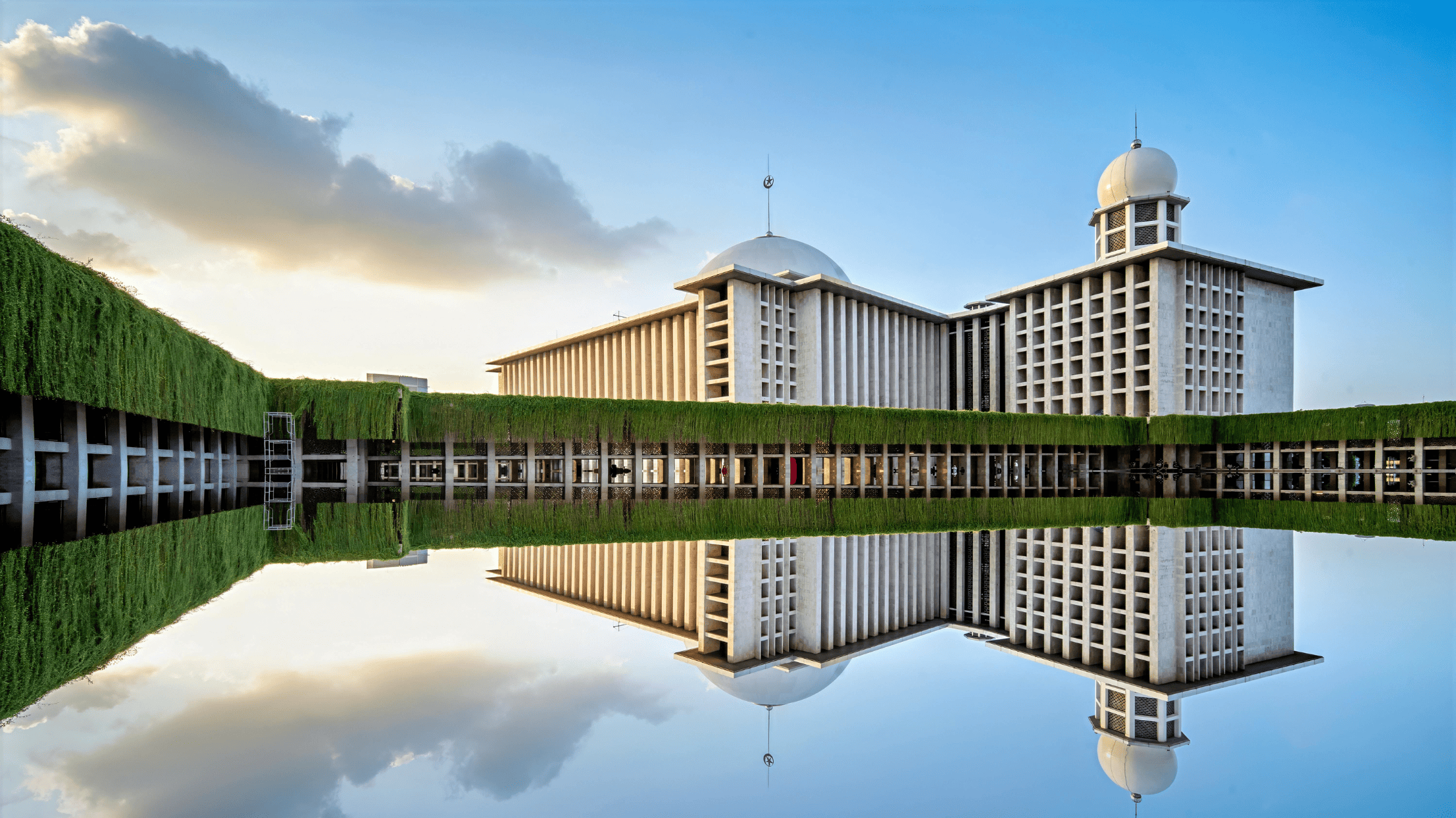 伊斯蒂克拉爾清真寺