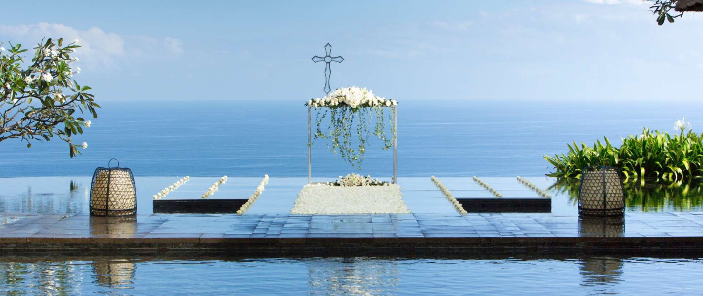 在世界最浪漫的風景裡相遇|全球六大夢幻婚禮地點推薦