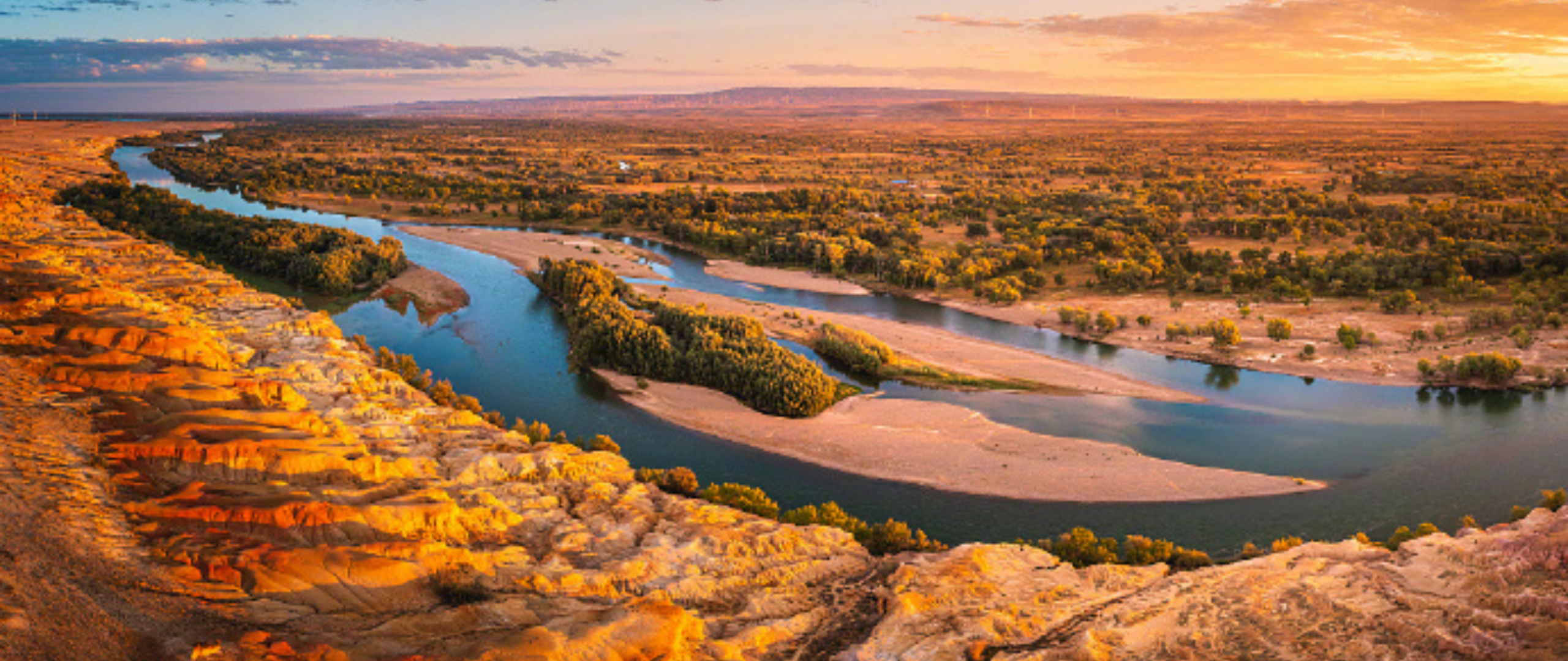 雪山、草原與絲路｜新疆南北疆奢華列車13日